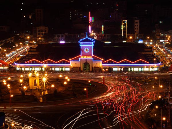 Ảnh chợ Bến Thành về đêm