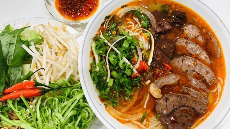 Bún bò 