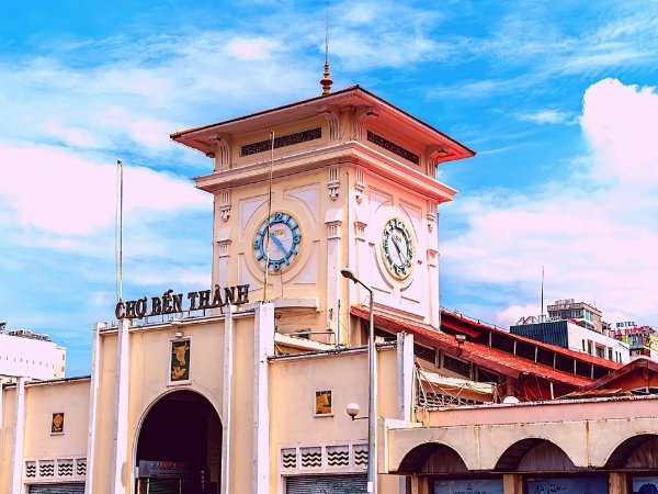 Chợ Bến Thành ngày nay