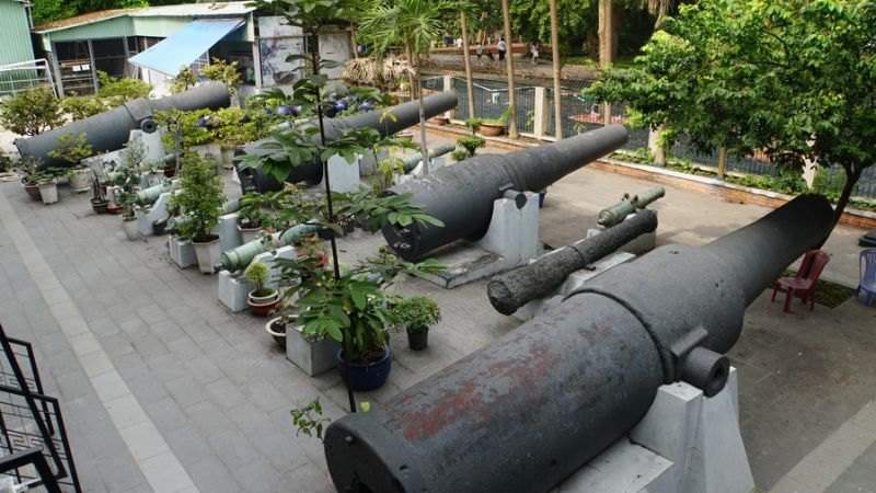 Khu vực ngoài trời tại Bảo tàng Lịch sử TP.HCM