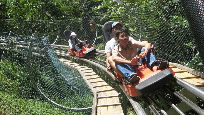 Máng trượt Datanla 