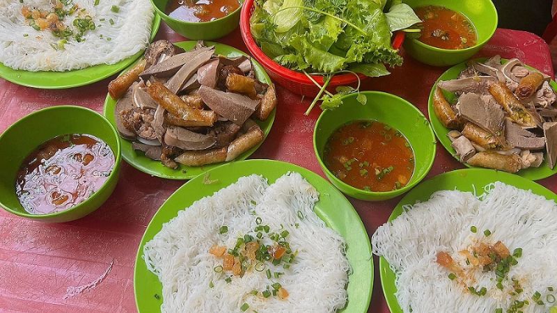 bánh hỏi lòng heo, đặc sản Bình Thuận