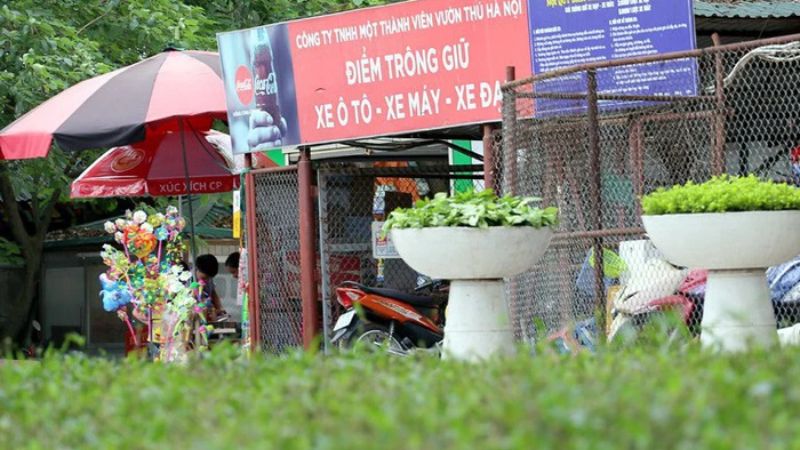 Bãi gửi xe công viên Thủ Lệ