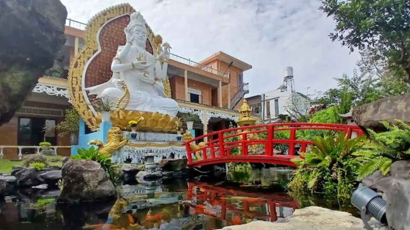 Không gian bên trong chùa Phước Huệ