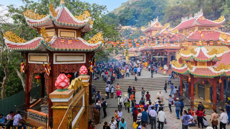 Chùa Hang Tây Ninh