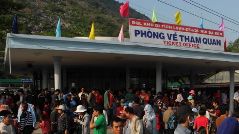 Quầy bán vé cáp treo núi Bà Đen Tây Ninh