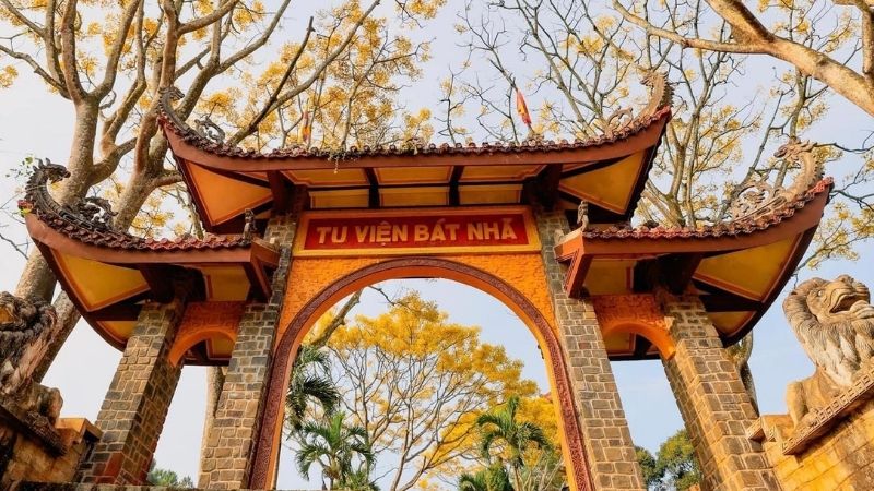 Tu viện Bát Nhã Bảo Lộc 