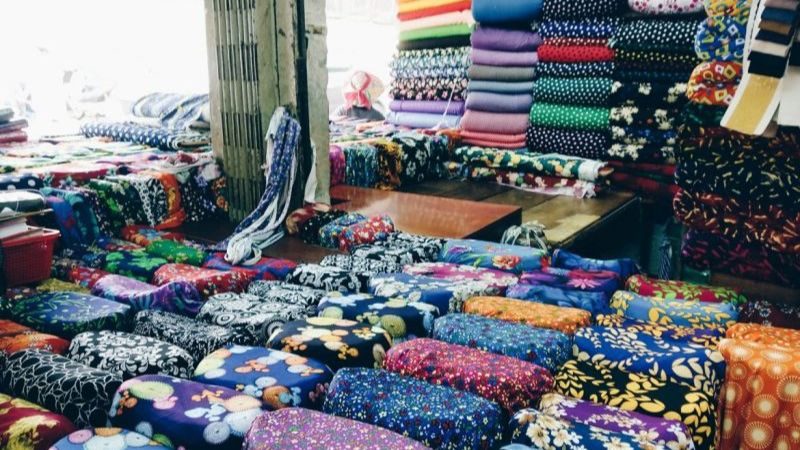 Chợ Đại Quang Minh chuyên bán sỉ nguyên phụ liệu may mặc