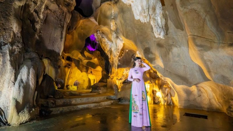 Khám phá Động Tiên Cung