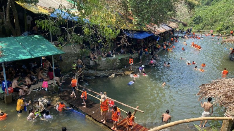 đường đến Thác 