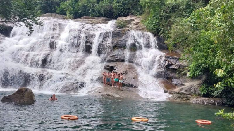 khám phá thác Nhị Hồ Huế