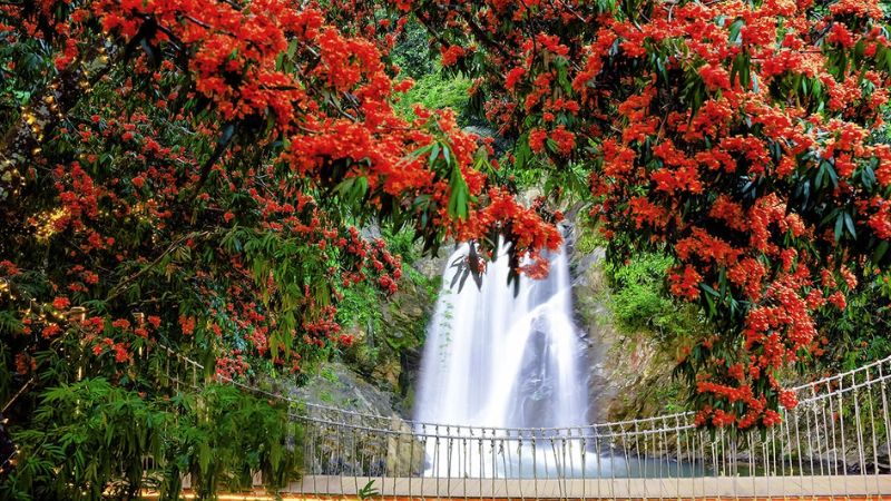 Thác Tiên Cổng trời Đông Giang Quảng Nam