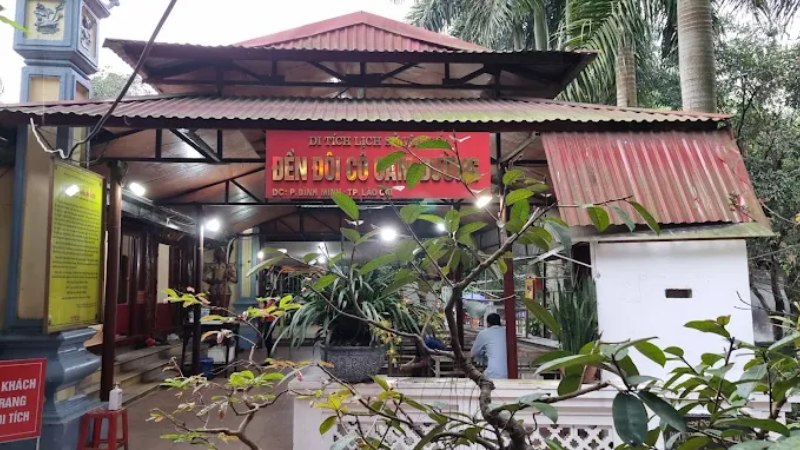 Đền Đôi Cô Cam Đường ở Lào Cai