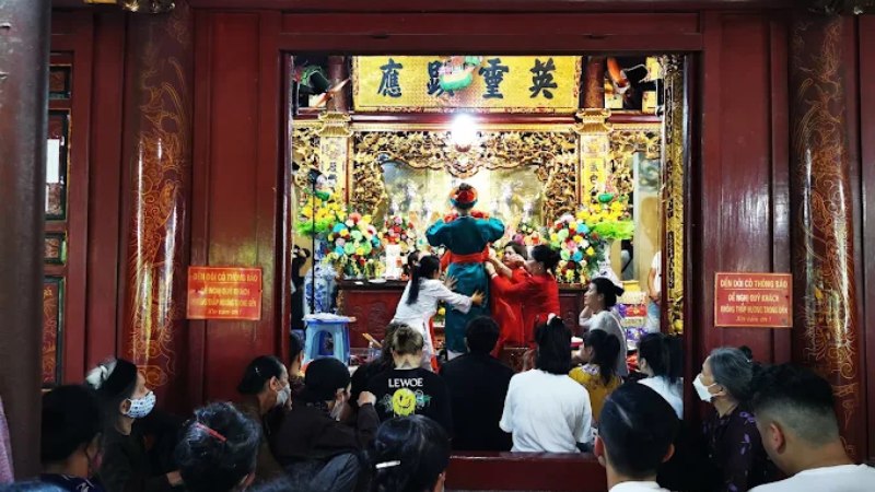 Nghi lễ Hầu giá Cô Đôi Cam Đường