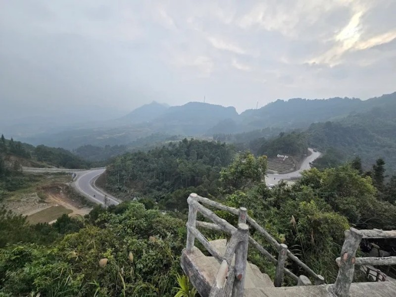 Đường đi đến Cổng trời Quản Bạ