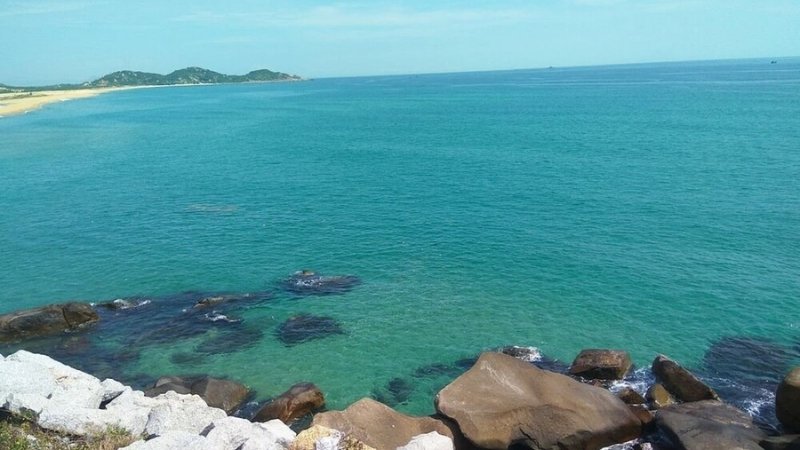 Vẻ đẹp hoang sơ của bãi biển Bãi Gốc Phú Yên