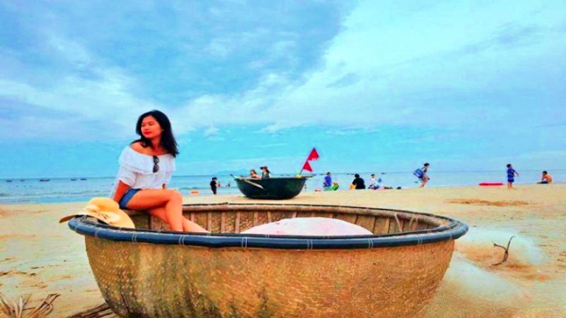 Thời điểm thích hợp để khám phá bãi tắm T20 là vào sáng sớm hoặc chiều mát