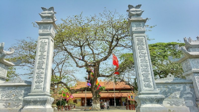 Đền Cô Bơ Thanh Hóa: Kinh nghiệm đi lễ & văn khấn chuẩn nhất 4 Đền Cô Bơ liên tục được trùng tu, xây dựng ngày càng khang trang, đẹp đẽ