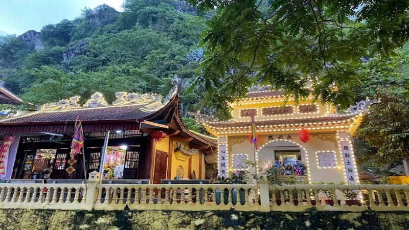 Đền Cô Bơ Thanh Hóa: Kinh nghiệm đi lễ & văn khấn chuẩn nhất 11 Đi lễ Cô Bơ quan trọng nhất là tấm lòng thành