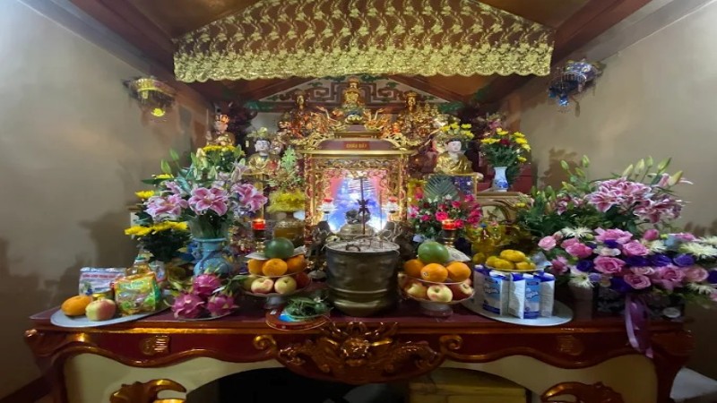 Đền thờ c&aacute;c vị thần trong t&iacute;n ngưỡng thờ Mẫu Tứ phủ của Việt Nam