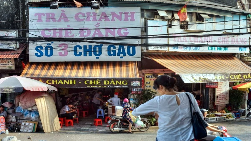 Qu&aacute;n tr&agrave; chanh tại Phố Chợ Gạo