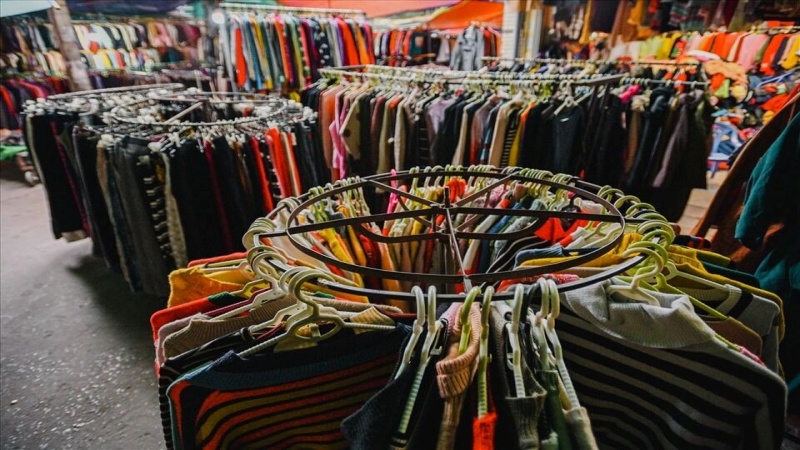 Chợ hàng thùng Đông Tác