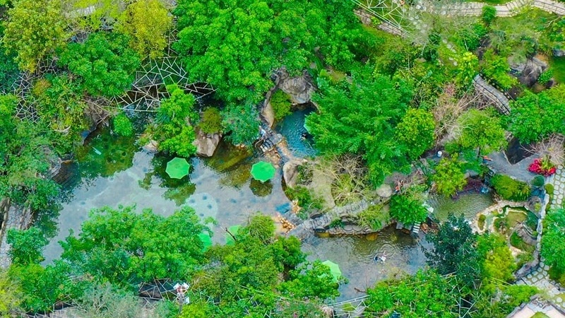 Công viên Suối khoáng nóng Núi Thần Tài ở Đà Nẵng