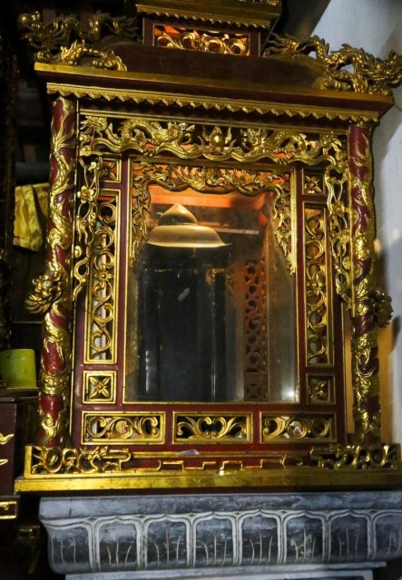 Tấm bia khắc lời di nguyện của Đại danh y Tuệ Tĩnh 