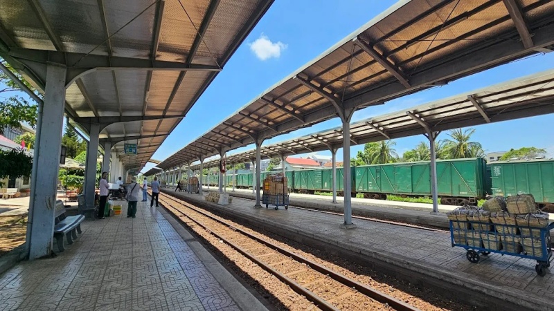 Ga Tháp Chàm là nhà ga xe lửa nằm tại Đường Minh Mạng, phường Đô Vinh, thành phố Phan Rang-Tháp Chàm, tỉnh Ninh Thuận