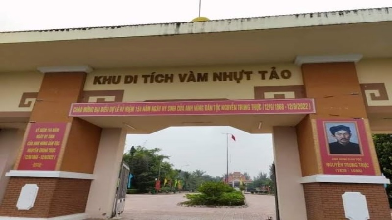 Khu di tích lịch sử Vàm Nhựt Tảo đã được Bộ Văn hóa Thông tin xếp hạng là di tích Quốc gia vào năm 1996