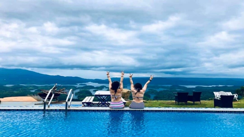 Tà Đùng Topview Homestay là nơi có tầm nhìn đẹp nhất ra toàn cảnh hồ Tà Đùng