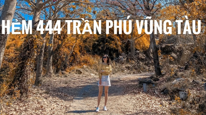 Hẻm 444 Trần Ph&uacute; l&agrave; một địa điểm nổi tiếng ở Vũng T&agrave;u