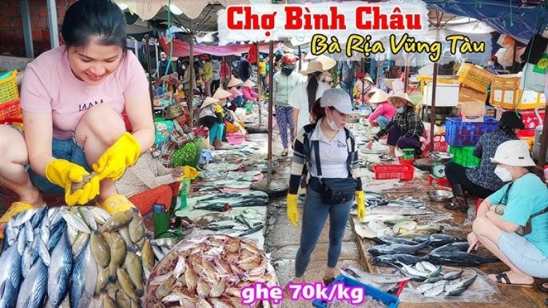 Chợ Bình Châu cung cấp đa dạng các loại hải sản tươi sống với mức giá hợp lý