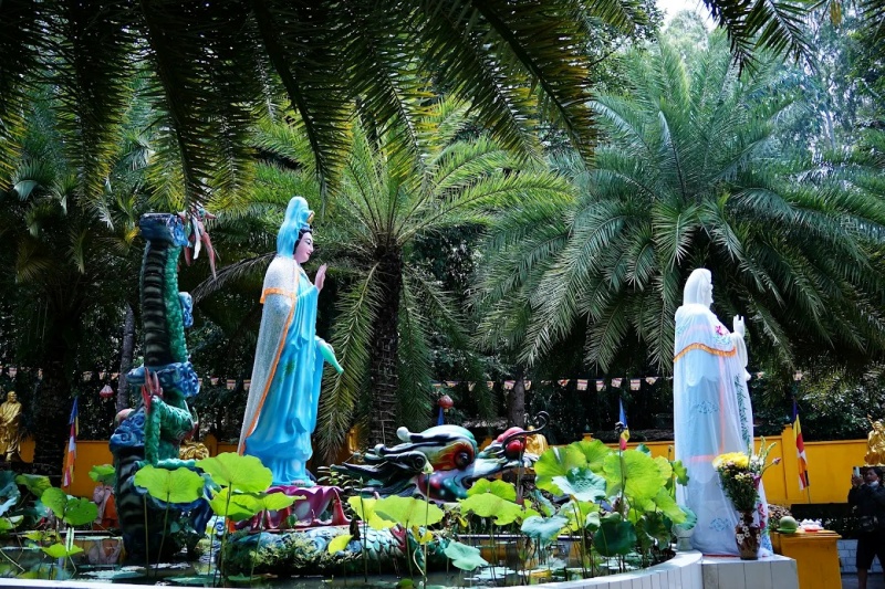 Chùa Thái Sơn núi Cậu