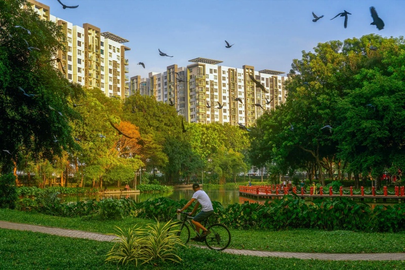 Rất nhiều du khách đến công viên Celadon để đạp xe đạp, nâng cao sức khỏe