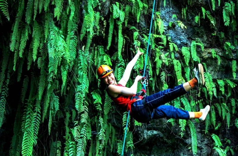 Núi lửa Chư Bluk: Kinh nghiệm trekking & khám phá hang động 11 Bạn nên đi núi lửa Chư Bluk vào mùa khô để đường đi khô ráo, an toàn cho việc trekking và chụp ảnh