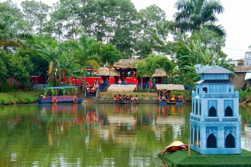 Khu trải nghiệm Vạn An: Giá vé & Top những trò chơi hấp dẫn 2 Khu trải nghiệm Vạn An là địa điểm du lịch sinh thái và giáo dục nổi tiếng tại Hà Nội