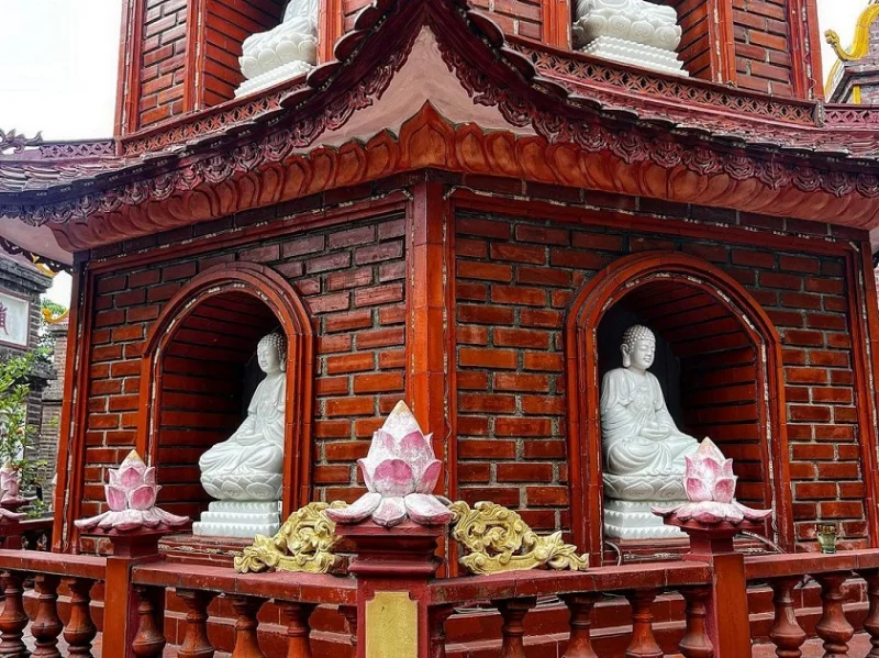 Chùa Trấn Quốc Hà Nội