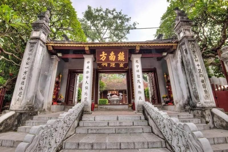 Đền Kim Liên trấn phía Nam trong hệ thống Thăng Long Tứ Trấn