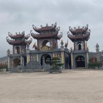 Đền Cặp Tiên hay còn gọi là đền Cô Bé Cửa Suốt hay đền Quan Chánh